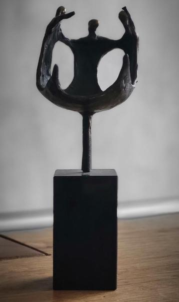 bronzen beelde Corry Ammerlaan beschikbaar voor biedingen