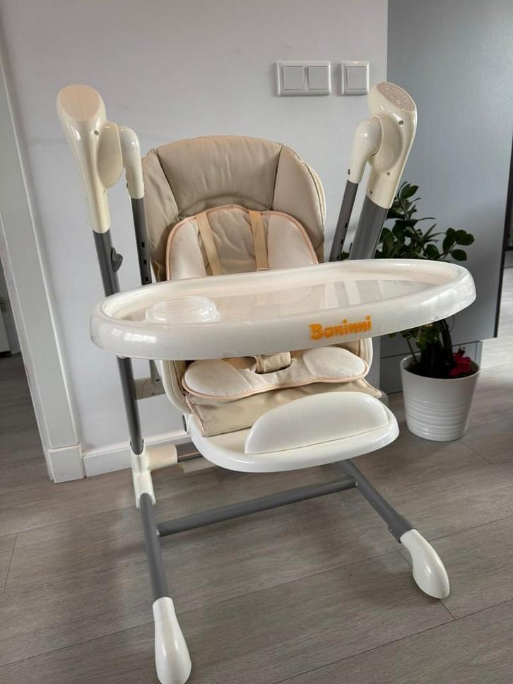 ZGAN Baninni 2in1 beige kinderstoel en schommel Ugo BNDT001, Kinderen en Baby's, Kinderstoelen, Zo goed als nieuw, Meegroeistoel