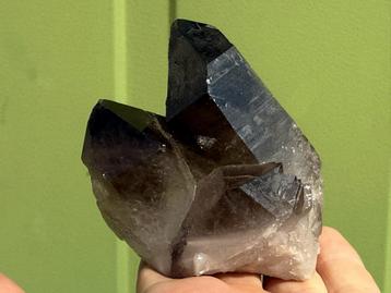 Natuurlijke Rookkwarts cluster Brazilië mineralen beschikbaar voor biedingen