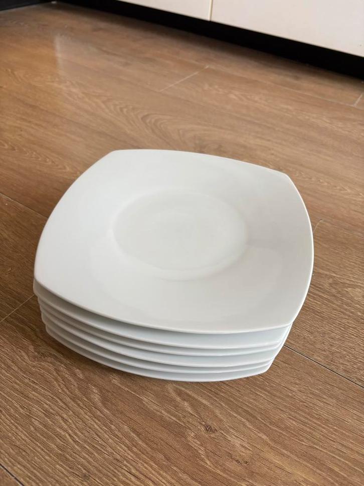6 Witte Eetborden - 27cm - Merkloos, Huis en Inrichting, Keuken | Servies, Zo goed als nieuw, Bord(en), Effen, Keramiek, Ophalen of Verzenden