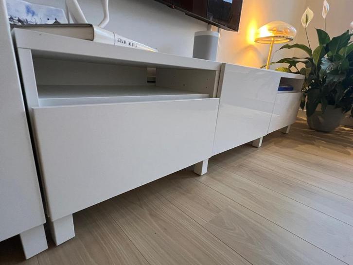 IKEA BESTÅ TV-meubel (Venlo), Huis en Inrichting, Kasten | Televisiemeubels, Zo goed als nieuw, Minder dan 100 cm, 150 tot 200 cm
