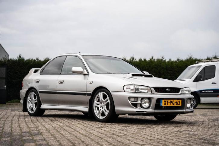 Subaru Impreza 1.6 AWD 1999 GT turbo WRX look zeer mooi!, Auto's, Subaru, Particulier, Impreza, 4x4, Benzine, Sedan, Handgeschakeld