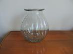 GROTE GLAZEN VAAS met ribbels., Ophalen