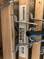 Kleding hangers voor broek of rok. 11 zwart en 8 hout kleur, Kleding | Dames, Kledinghangers, Ophalen, Zo goed als nieuw, Hout