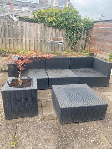 Tuinset beschikbaar voor biedingen