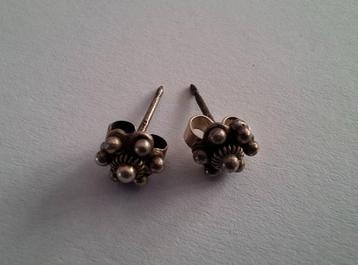 Zilveren oorstekers (Zeeuws) beschikbaar voor biedingen