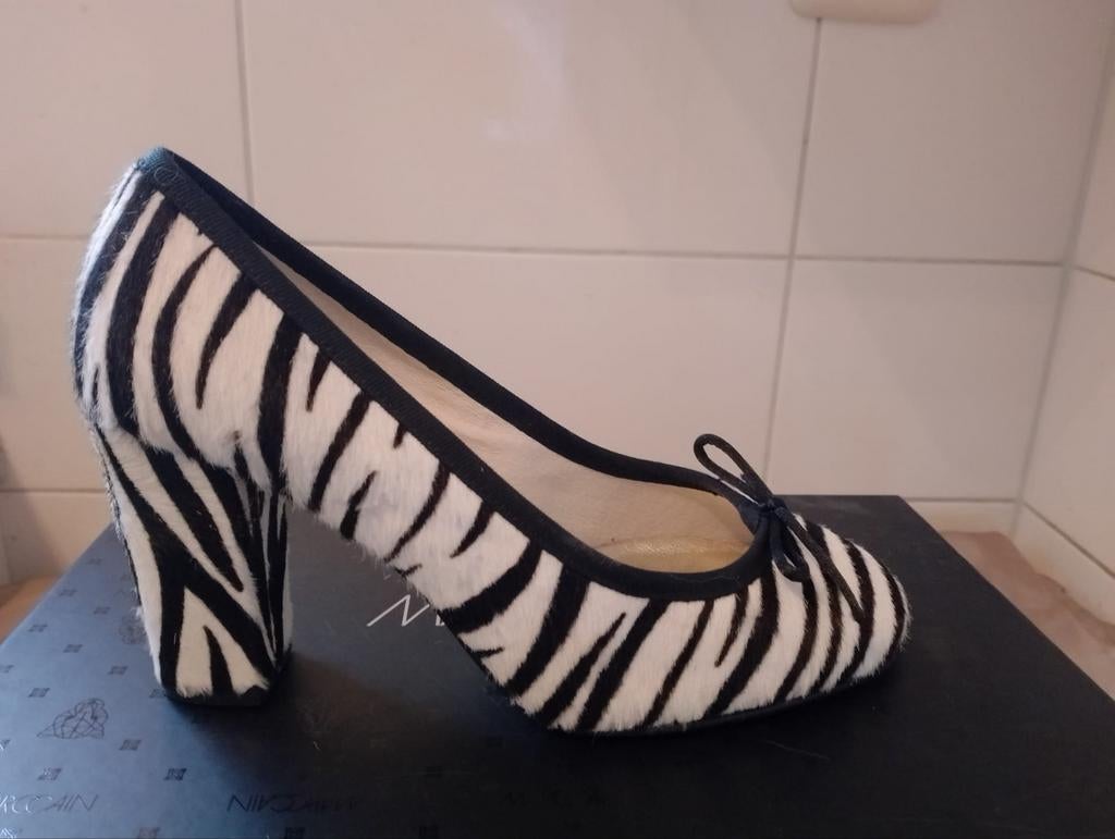 Luxe echt leer pums van PAOLIBALLERINA, 37 zebra print, Pumps, Verzenden, Zwart, Zo goed als nieuw
