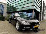BMW 3-serie 316i High Executive Navi Stoelverwarming NWE APK, Auto's, 1360 kg, Euro 6, 4 cilinders, Zwart