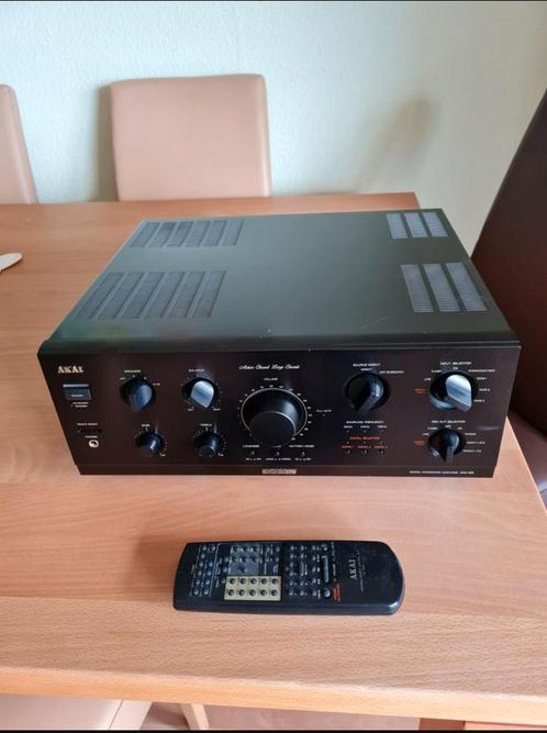 Gezocht Akai am-69 amplifier, Audio, Tv en Foto, Versterkers en Receivers, Zo goed als nieuw, Stereo, Overige merken, Ophalen of Verzenden