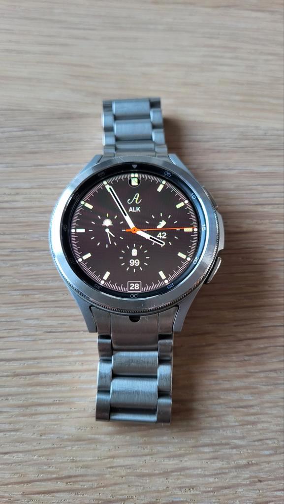 Samsung Galaxy Watch4 Classic Special Edition, Sieraden, Tassen en Uiterlijk, Smartwatches, Zo goed als nieuw, Android, Zilver