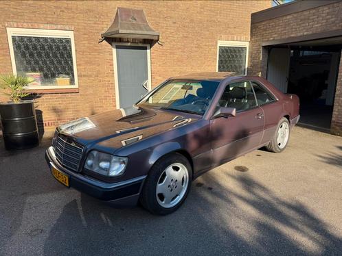 Mercedes-Benz 200-Serie 2.2 220 CE AUT E2 1993 Bruin, Auto's, Mercedes-Benz, Particulier, 200-Serie, Bluetooth, Centrale vergrendeling