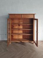 Landelijke klassieke kast, meidenkast, legkast, Ophalen of Verzenden