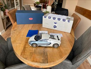 1/12 Bugatti Veyron 16.4 Autoart. 1:12 beschikbaar voor biedingen