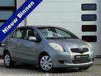 Toyota Yaris 1.3 VVTi Sol 5 Deurs / Airco / hoge Instap / 10, Stof, Gebruikt, Zwart, 4 cilinders