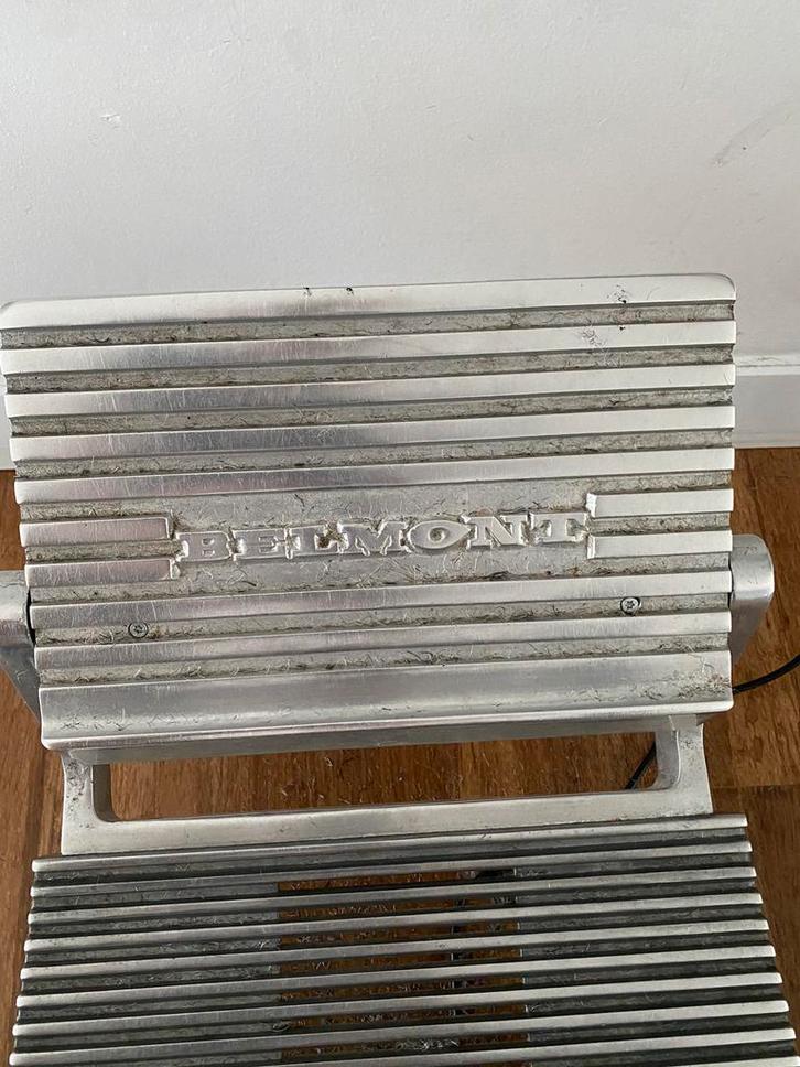 Een echte Belmont uit 1958, Diensten en Vakmensen, Kappers en Thuiskappers