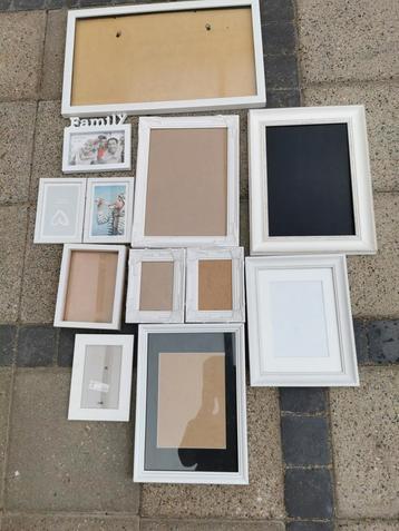 Heel veel fotolijstjes  beschikbaar voor biedingen
