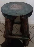 Zware hardhouten kruk of bijzettafel, Ophalen, Gebruikt, Hout