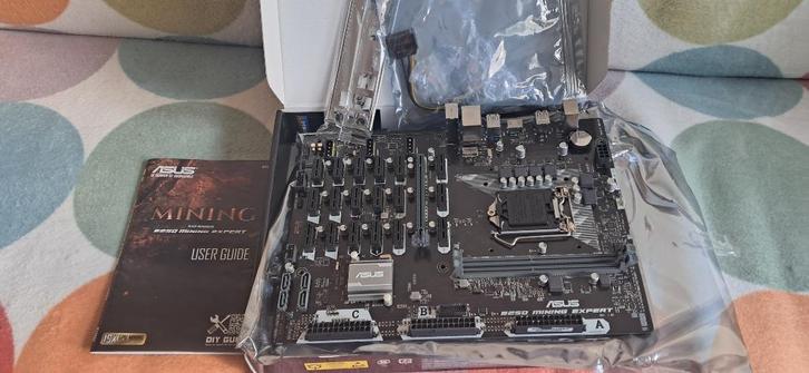 ASUS B250 Mining Expert  Moederbord met 19 GPU, Computers en Software, Moederborden, Nieuw, Intel, DDR4, Ophalen of Verzenden