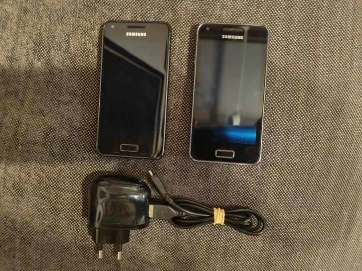 Samsung Galaxy S Advance GT-I9070 (2 stuks), Telecommunicatie, Mobiele telefoons | Samsung, Gebruikt, Overige modellen, 8 GB, Zonder abonnement
