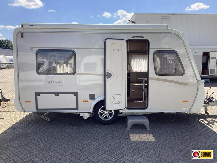 Eriba Nova Light Delight 465 Mover/ omnistor, Caravans en Kamperen, Caravans, Bedrijf, tot en met 3, Rondzit, Eriba, Frans bed