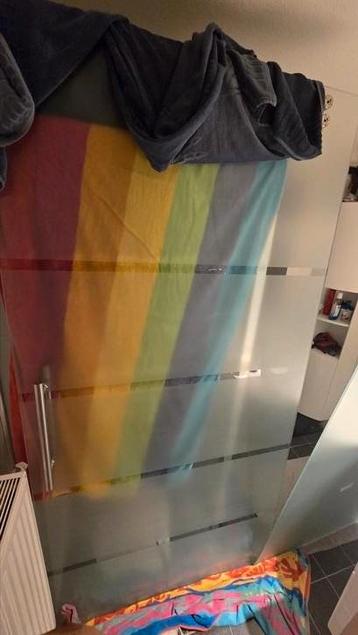 glazen deur 218cm hoog bij 110cm breed beschikbaar voor biedingen