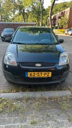 Ford Fiësta 1.3 8V 5DR. Apple Carplay en JBL sound, 1299 cc, 4 cilinders, Zwart, Origineel Nederlands