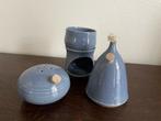 Keramiek Joop Frohwein middenblauw 2 st. olielamp + diffuser, Antiek en Kunst, Antiek | Keramiek en Aardewerk, Ophalen of Verzenden