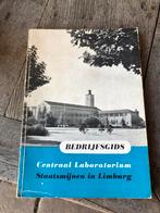 Bedrijfsgids centraal laboratorium staatsmijnen in Limburg, Ophalen of Verzenden, 20e eeuw of later, Gelezen