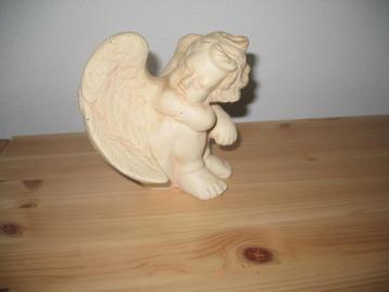 Beeld Cherub Engel Zachte kleuren Vintage beschikbaar voor biedingen
