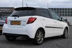 Toyota Yaris 1.5 Hybrid Dynamic Bi-Tone/CAMERA/NW APK, Auto's, Toyota, Gebruikt, 4 cilinders, 1070 kg, Wit