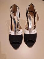 Supertrash high heels, maat 39,slecht eenmaal gedragen, Ophalen of Verzenden, Nieuw, Zwart