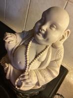 Boedha op troon // Albast massief // hoog 25 cm, Antiek en Kunst, Ophalen of Verzenden