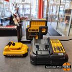 DeWalt DCE085G Kruislijnlaser met 10.8V 2.0Ah Accu & oplader, Doe-het-zelf en Verbouw, Meetapparatuur, Dewalt, Zo goed als nieuw