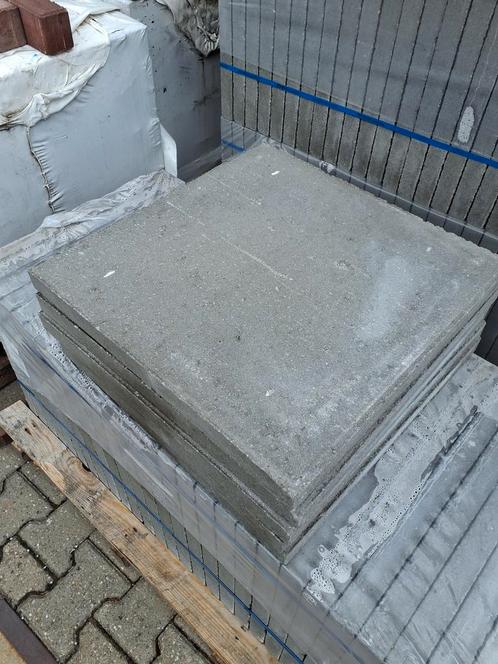 Grijze 50x50x5cm tegels - ZVK met mini facet -, Tuin en Terras, Tegels en Klinkers, Nieuw, Klinkers, Beton, 10 m² of meer, Ophalen of Verzenden