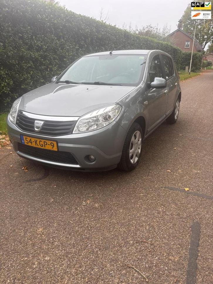 Dacia Sandero 1.6 Lauréate apk 20-11-26 met airco, Auto's, Dacia, Te koop, Sandero, ABS, Airbags, Airconditioning, Alarm, Boordcomputer