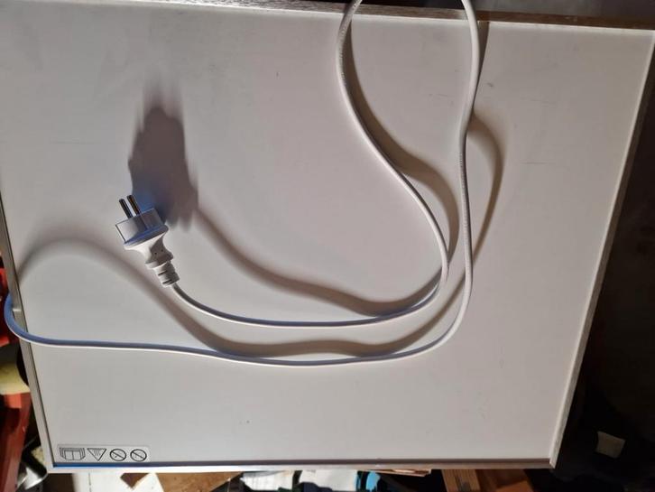 Infrarood Warmtepaneel - Efficiënte Verwarming, Doe-het-zelf en Verbouw, Verwarming en Radiatoren, Zo goed als nieuw, Kachel, 200 tot 500 watt