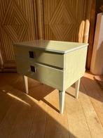 Vintage retro formica nachtkastje met lade en klep geel, Huis en Inrichting, Ophalen of Verzenden, Zo goed als nieuw, Minder dan 45 cm