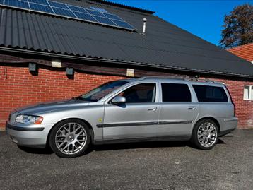 Volvo v70 2.4T onderdelen | velgen 18” | RVS uitlaat beschikbaar voor biedingen