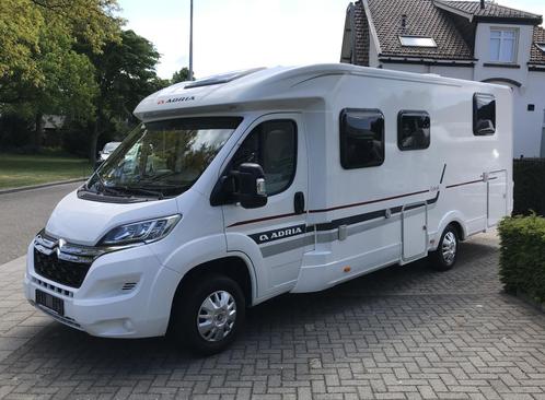 Adria Coral 690 SC # Hemelvaartsdag geopend # (bj 2018), Caravans en Kamperen, Campers, Bedrijf, Half-integraal, tot en met 3