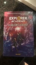 Explorer academy, the falcons feather, trudi truiet, Boeken, Ophalen of Verzenden, Gelezen