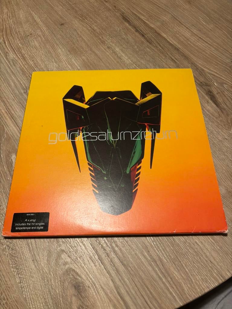 Saturn returnz, Ophalen of Verzenden, Zo goed als nieuw, Overige formaten