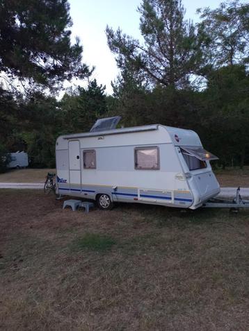 Caravan Bürstner  type 4035  beschikbaar voor biedingen