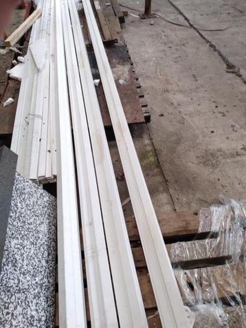 4x Kozijntussenprofiel Hardhout gegrond 6 meter beschikbaar voor biedingen