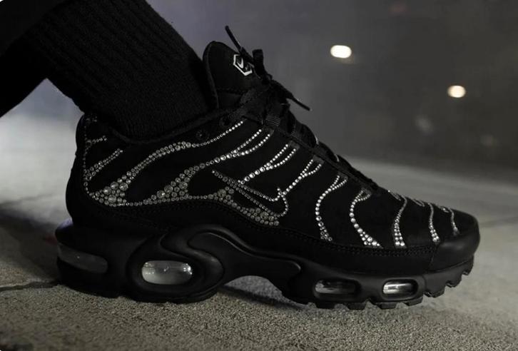 Nike Air Max Plus Moonlight Swarovski 43, Kleding | Heren, Schoenen, Nieuw, Sneakers of Gympen, Zwart, Ophalen of Verzenden