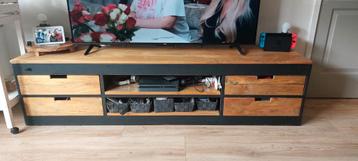 Mangohouten TV Kast met IJzer - 181cm Breed beschikbaar voor biedingen