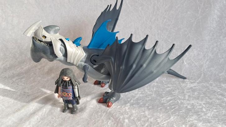 zgan. Drako bloedvuist + draak harnas, Playmobil, Hoe tem je, Kinderen en Baby's, Speelgoed | Playmobil, Zo goed als nieuw, Los playmobil