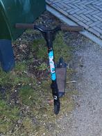 Oxelo stunt step zwart met blauwe sticker, Fietsen en Brommers, Steps, Ophalen, Gebruikt, Gewone step, Oxelo (Decathlon)