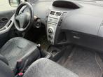 Toyota Yaris 1.0 VVTi EXPORT!, Voorwielaandrijving, Gebruikt, 750 kg, Bedrijf