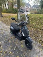Vespa Sprint, Fietsen en Brommers, Scooters | Vespa, Ophalen of Verzenden, Gebruikt, Benzine