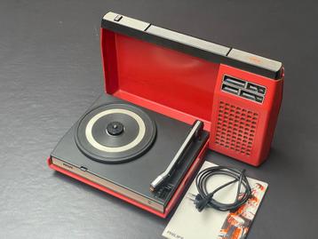 Philips GF423 Platenspeler - Rood - Goede Staat beschikbaar voor biedingen